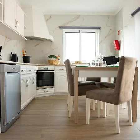 Casa Da Carreira * Almagreira (Santa Maria)